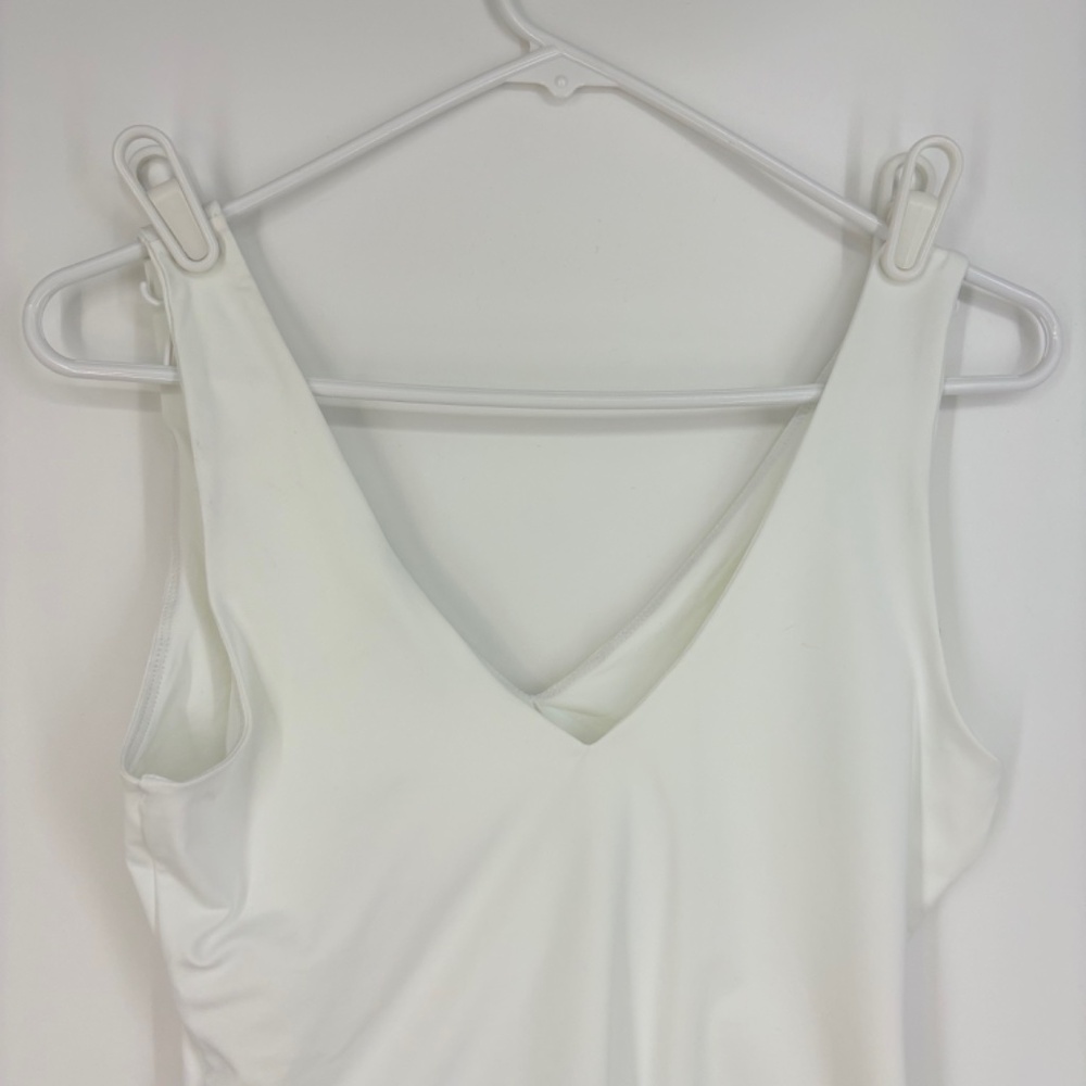 And Now This Womens Medium Tank Bodysuit V-Neck White Double Layer Knit Fabric - Picture 8 of 10